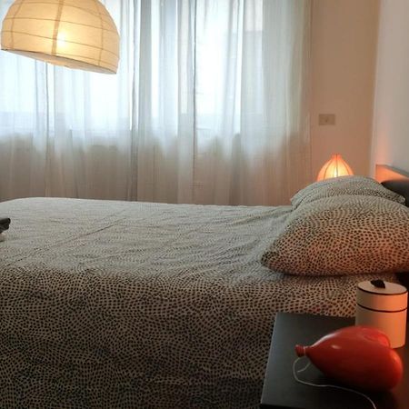 Very Big Apartment At 3 Minutes On Foot From Duomo Cathedral มิลาน ภายนอก รูปภาพ