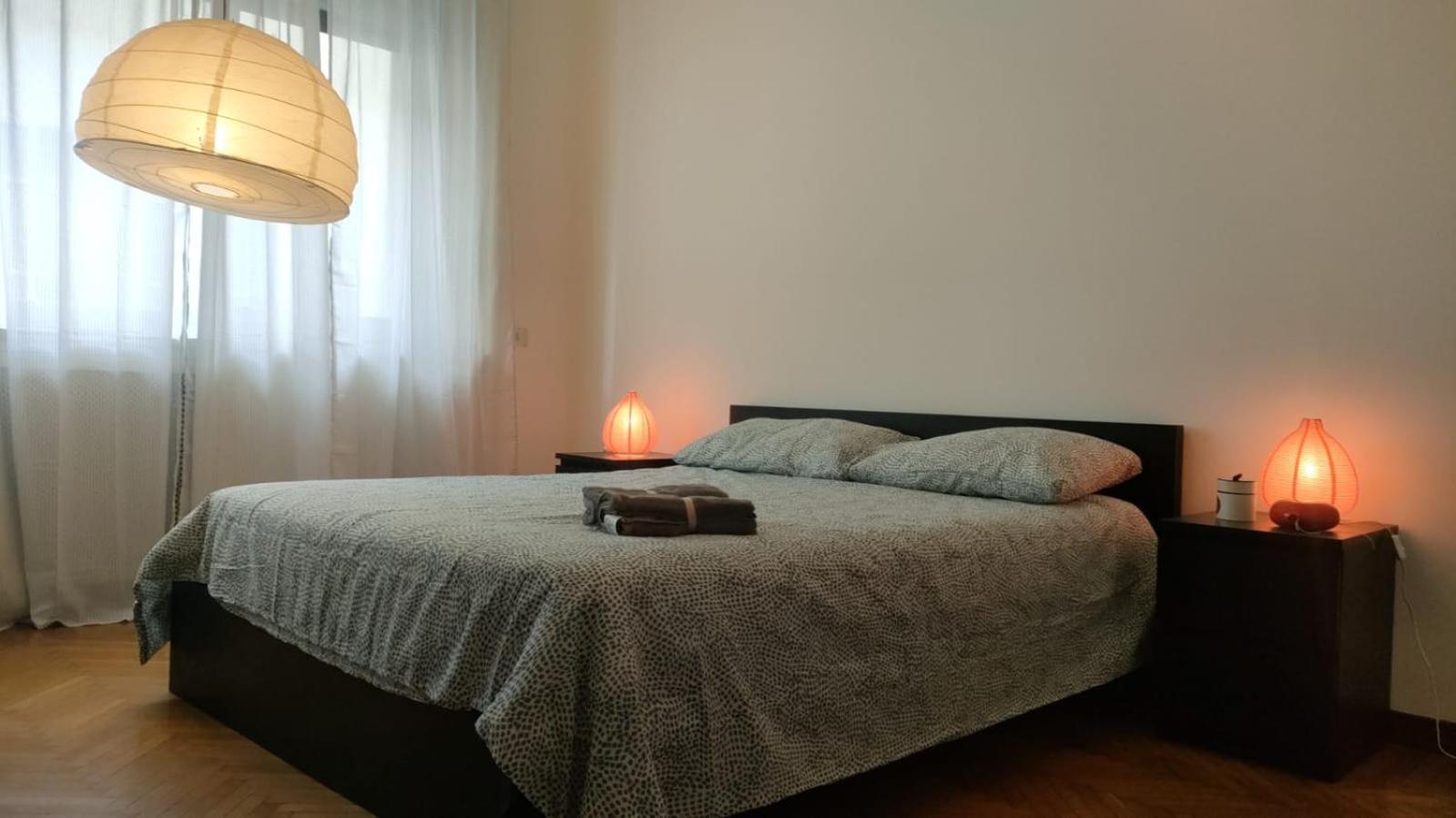 Very Big Apartment At 3 Minutes On Foot From Duomo Cathedral มิลาน ภายนอก รูปภาพ